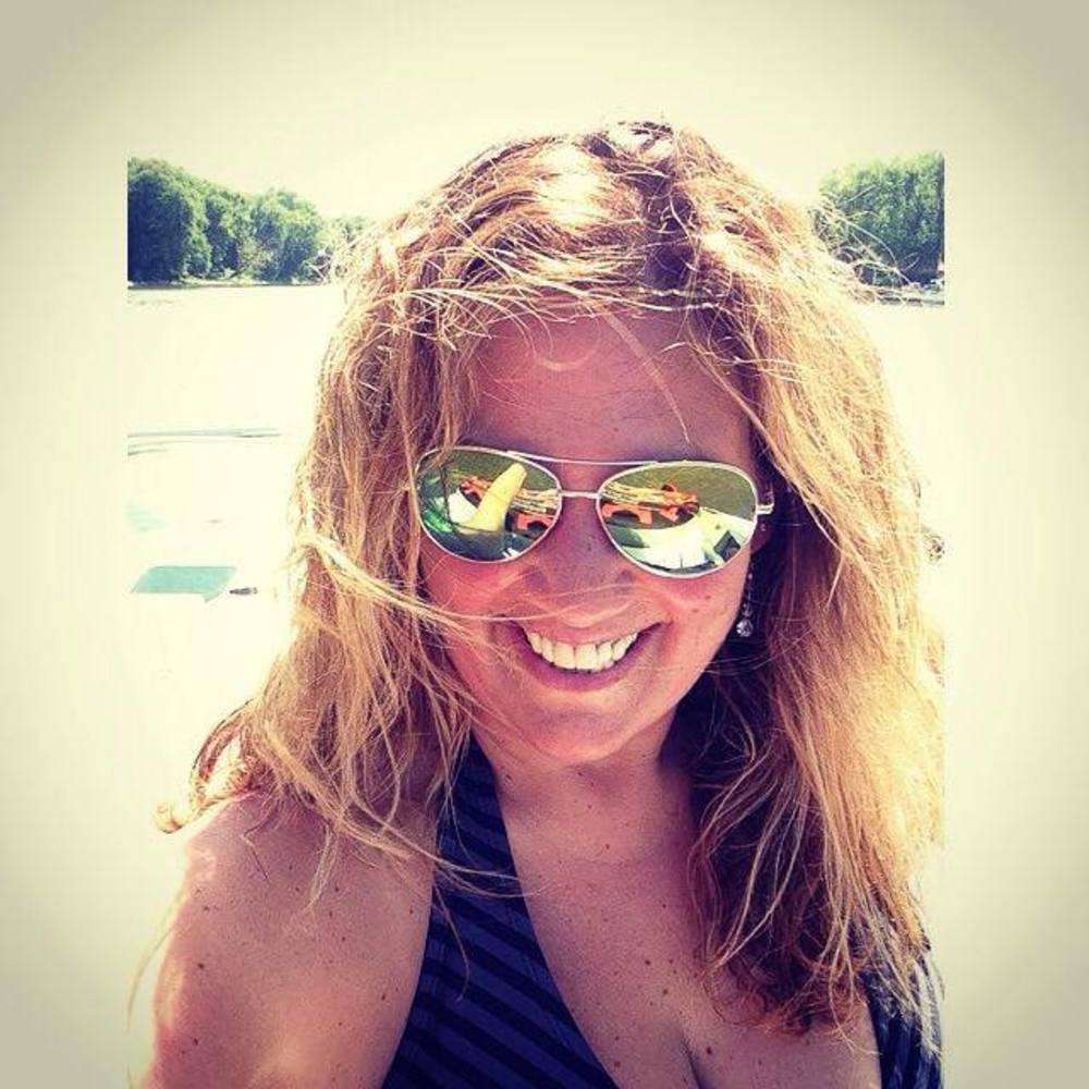 Meet your Posher, Melanie